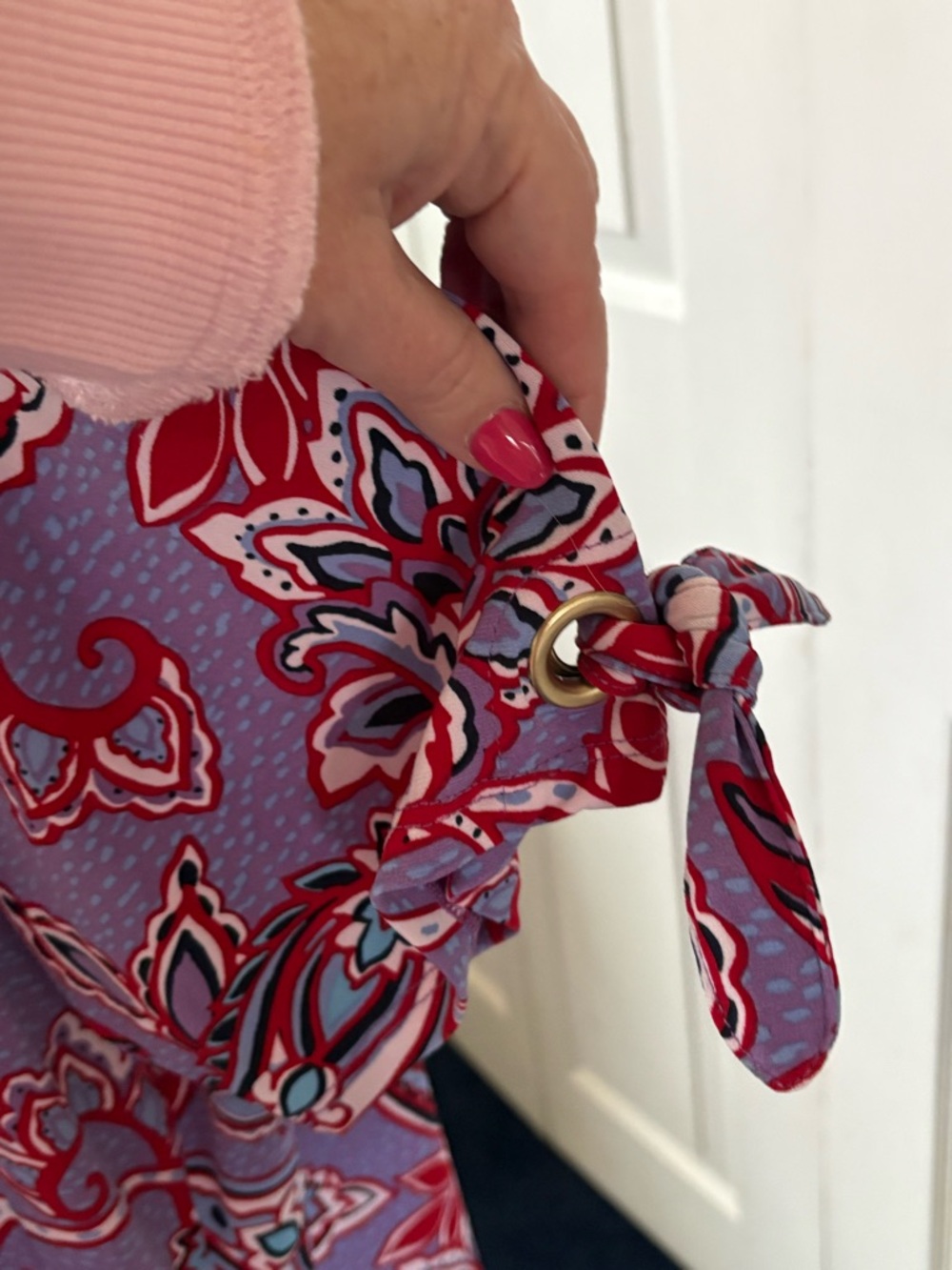 Liz Claiborne Lavender V‑Neck Tunic with Red and Blue Paisley - Picture 4 of 4